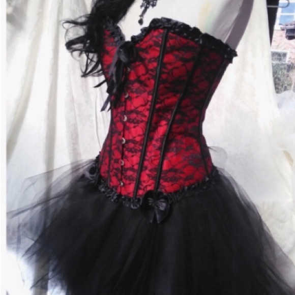 Moulin Rouge French Burlesque Dancer Halloween costume - Picture 16 of 16